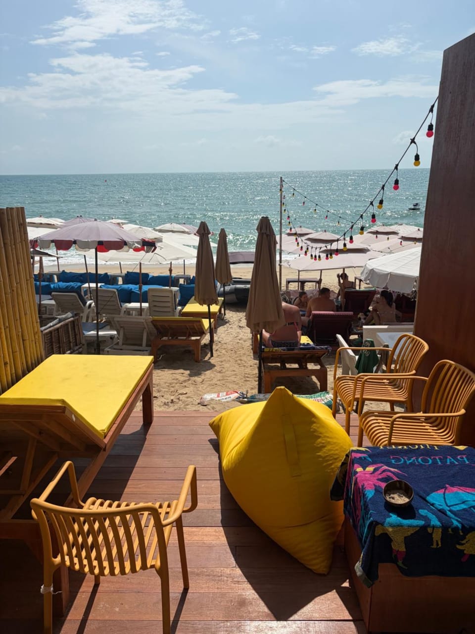 Noahs Ark Beachfront Hostel in Ko Samui