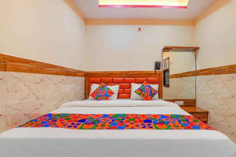 RROOMS Eco Hotel Shree Galaxy Hotel in Uttar Pradesh