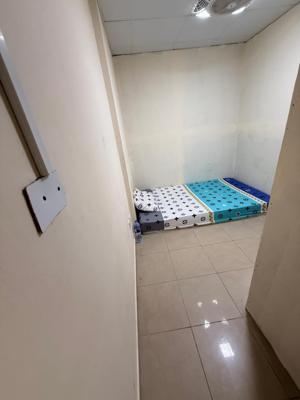 Partition with sharing 2 whasroom in ajman Vacation rental in Ajman
