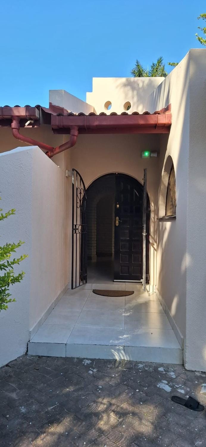 Windsor Place Unit 4 Your Home away from Home House in Margate