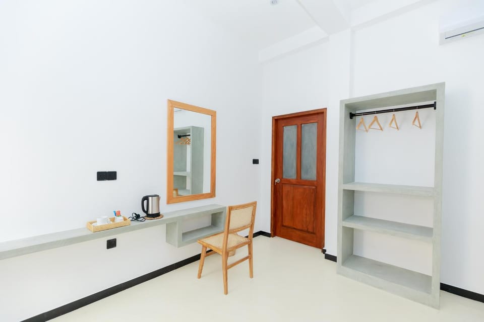 Kitchen or kitchenette, wardrobe