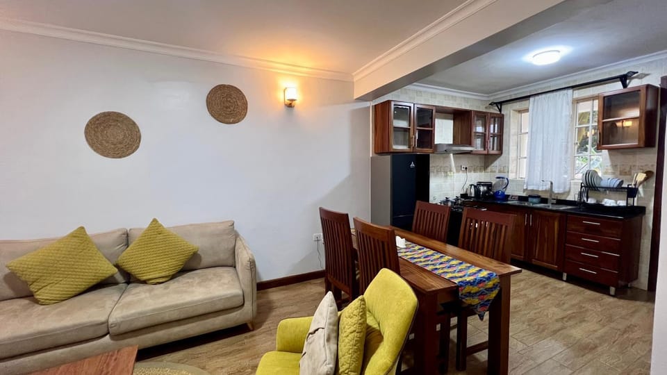 Kitchen or kitchenette, Living room, Seating area, Dining area, dishwasher, oven, stove