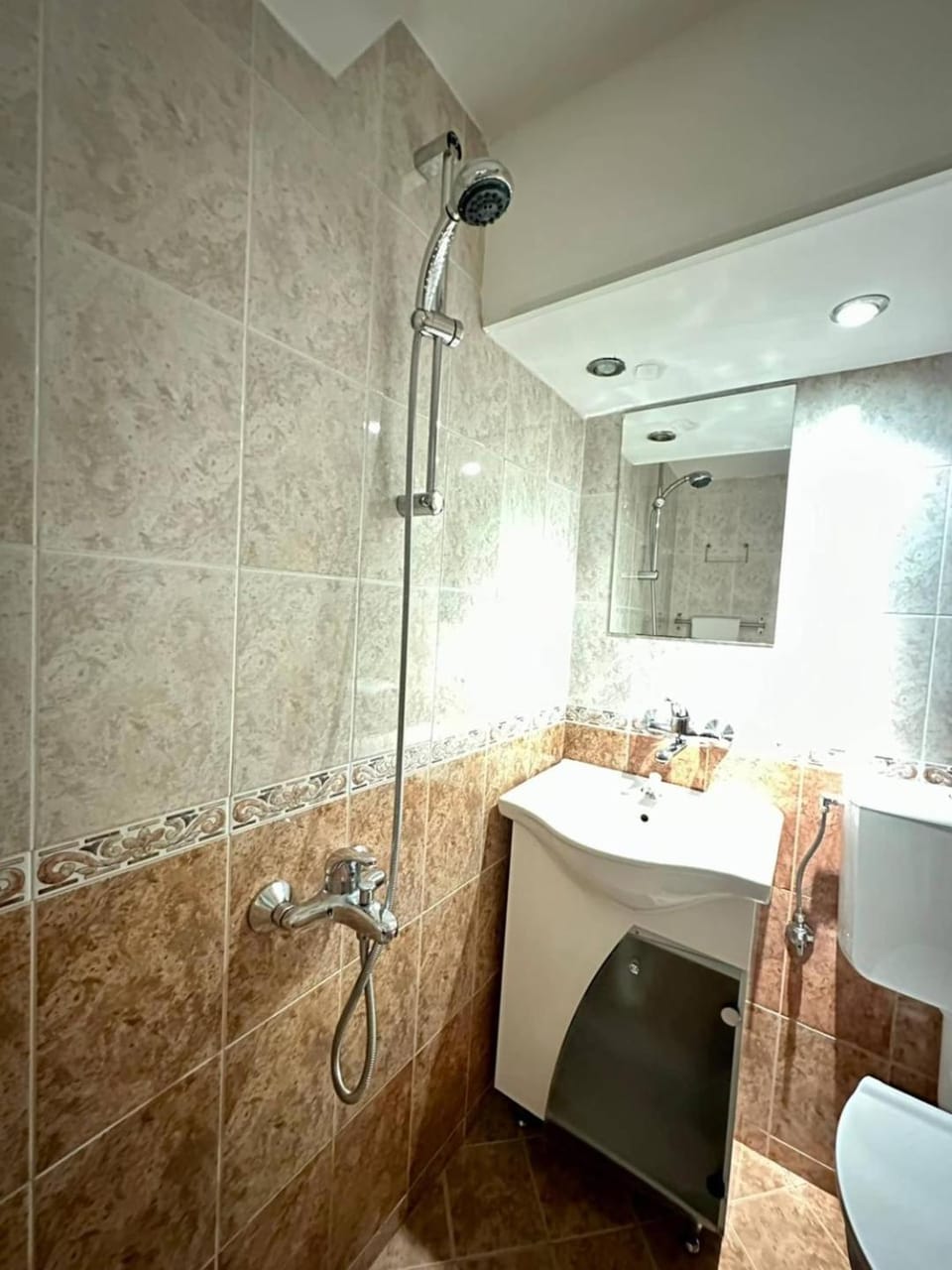 Shower, Bathroom, towels