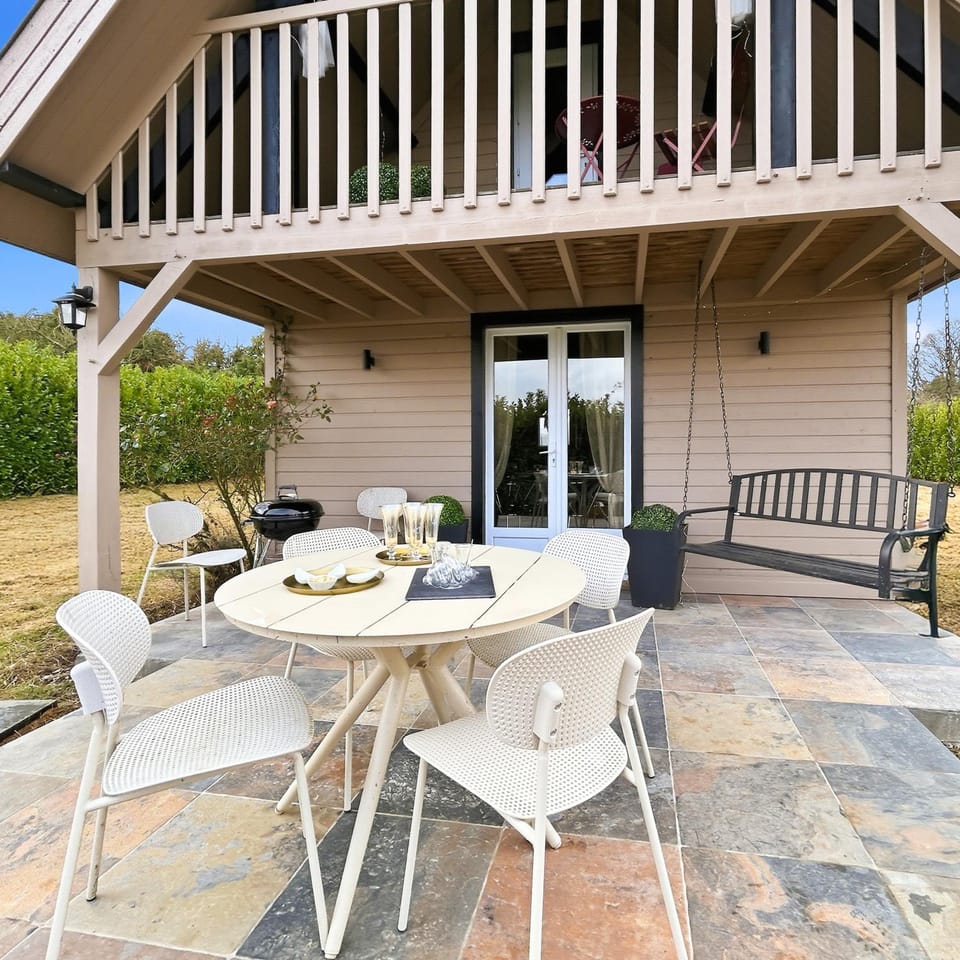 Chalet romantique, sauna, jacuzzi et cinéma House in Lisieux