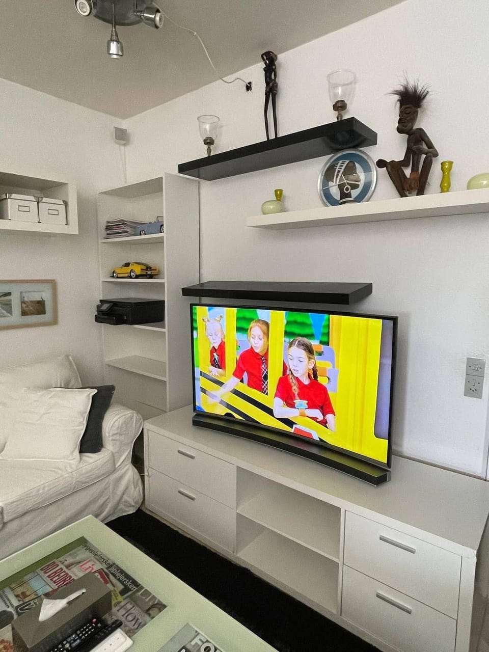 Communal lounge/ TV room, TV and multimedia