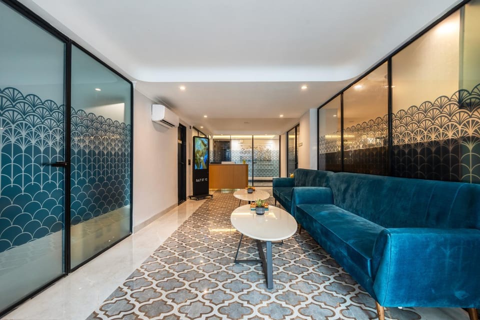 TV and multimedia, Lobby or reception, Seating area