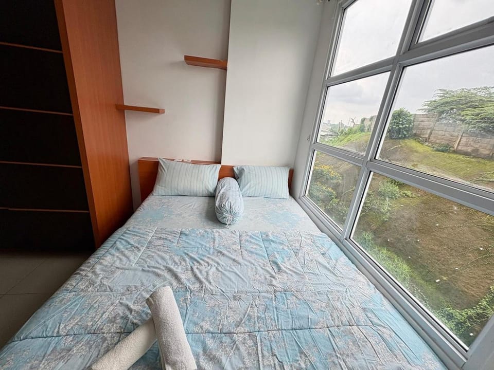 Cozy 1BR Saveria Apt BSD with pool Apartment in Indonesia