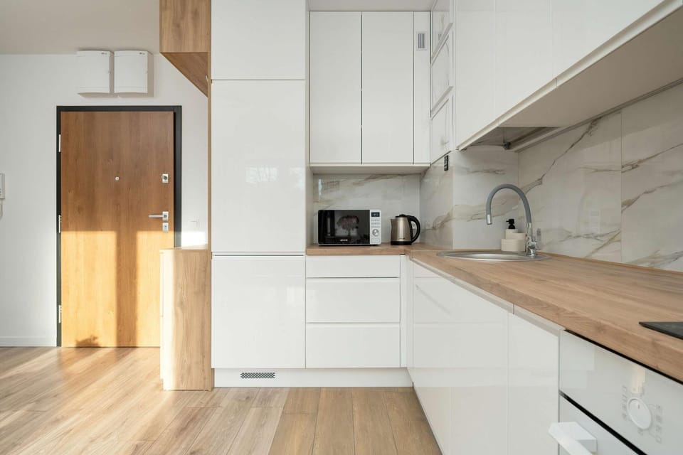 Coffee/tea facilities, Kitchen or kitchenette, stove