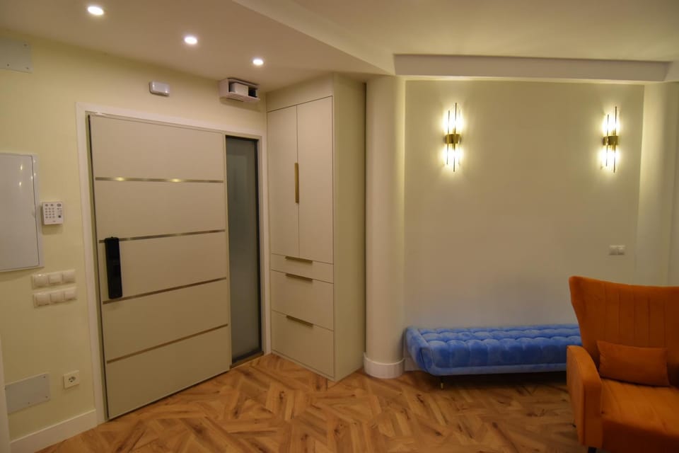Property building, Lobby or reception