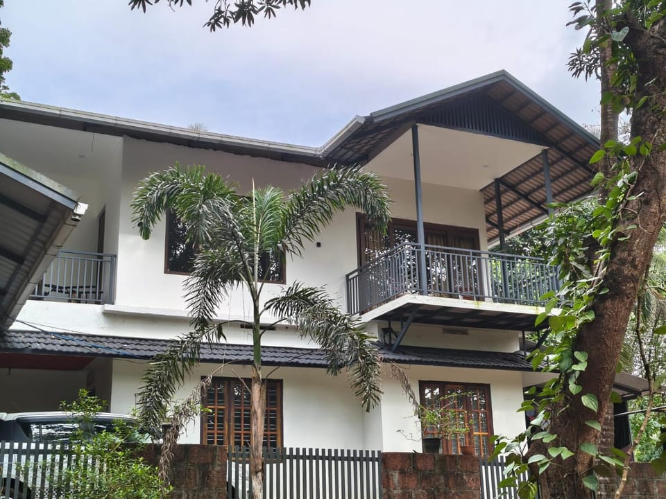 Property building, Balcony/Terrace