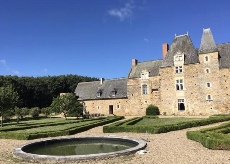 Property building, Garden view
