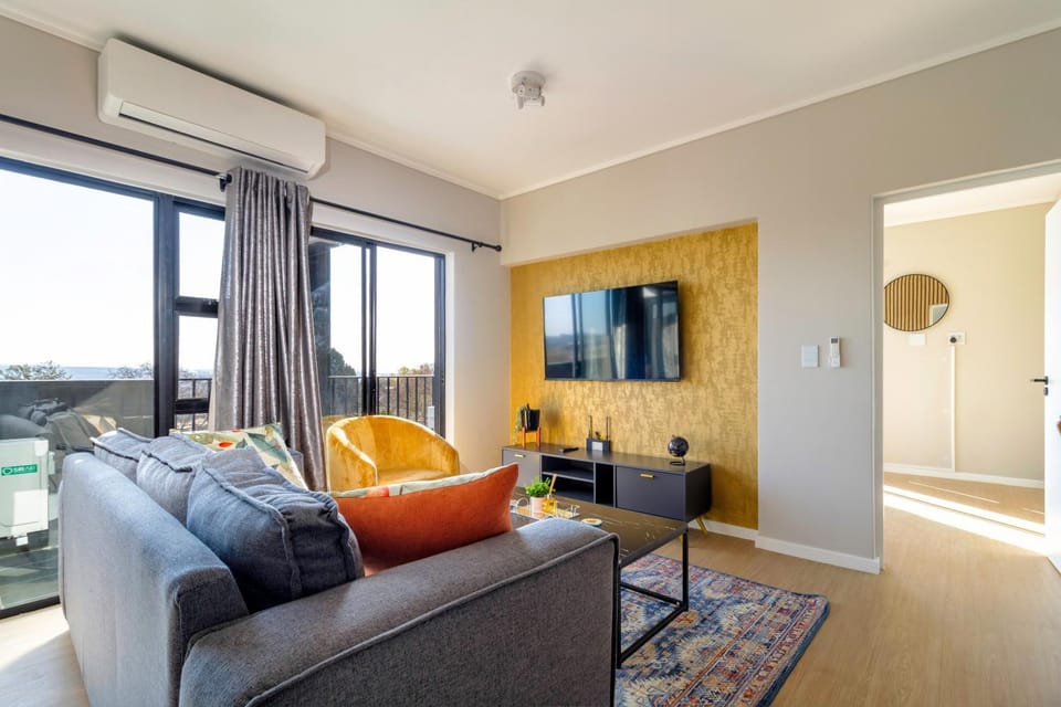 AlimamaSpaces Nomthandazo's akaru Apartment in Sandton