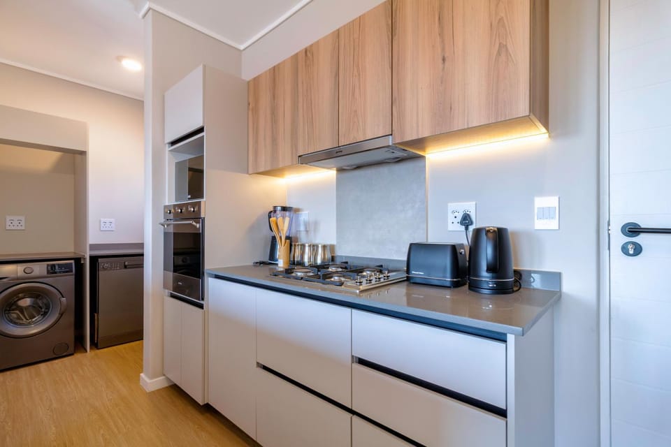 AlimamaSpaces Nomthandazo's akaru Apartment in Sandton