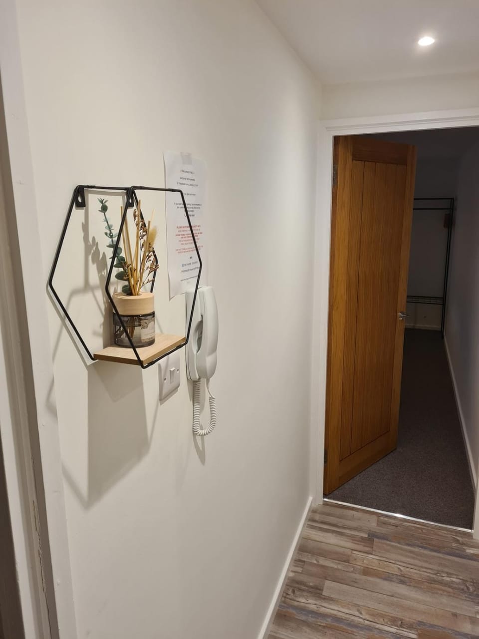 New central 2 bed luxury flat 7- Paid parking available opposite front door Apartment in Leicester