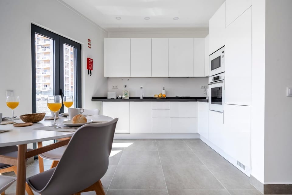 Property building, Kitchen or kitchenette, Living room