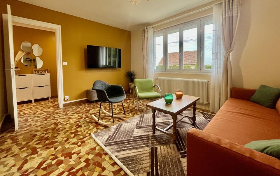 TV and multimedia, Living room, Seating area