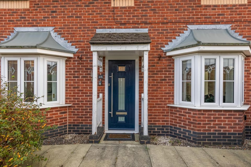 Property building, Facade/entrance