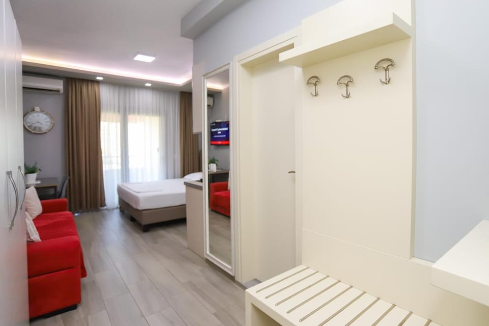 Communal lounge/ TV room, Living room