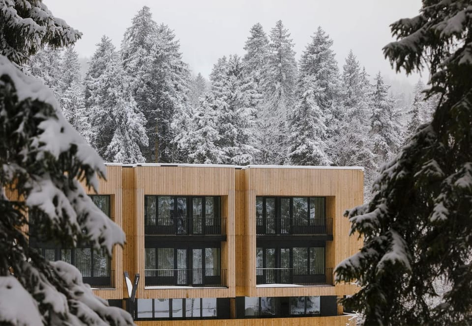 Property building, Natural landscape, Winter