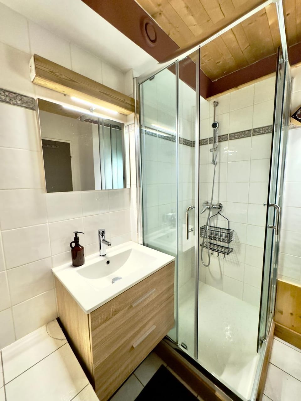 Shower, Bathroom