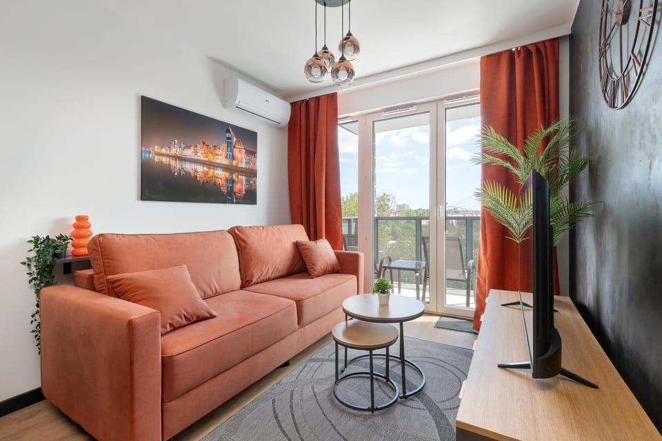 TV and multimedia, Living room, Seating area, air conditioner