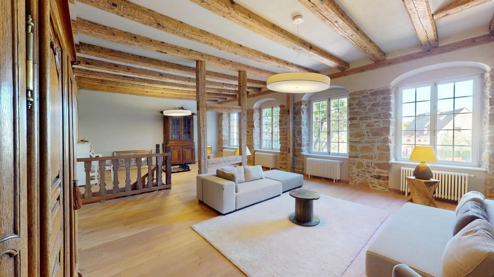 Living room, Seating area