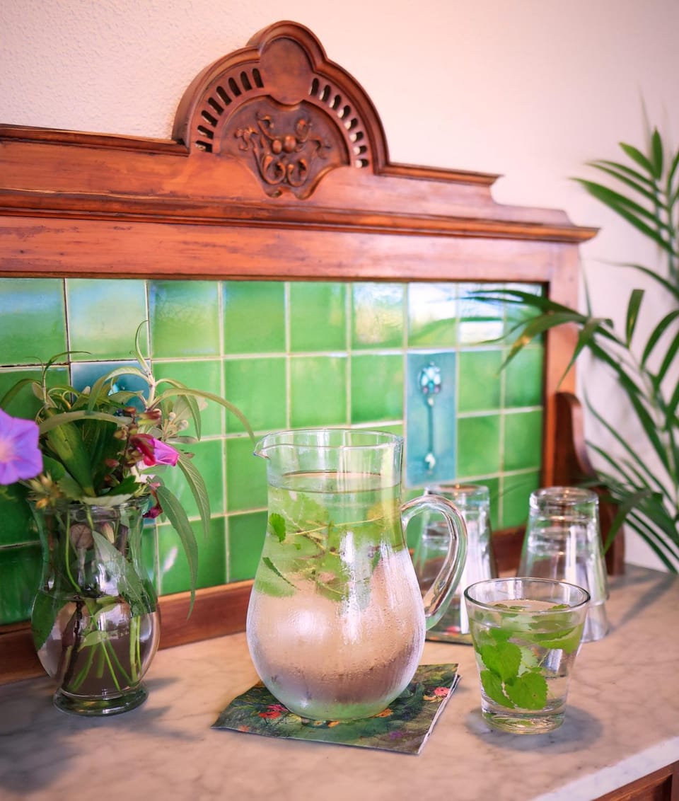 Food and drinks, Drinks