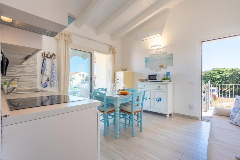 Sea House 2 Apartment in Isola Rossa