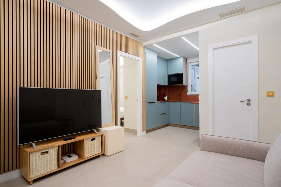 apartamento en retiro para 6 personas de alquiler temporal Apartment in Madrid