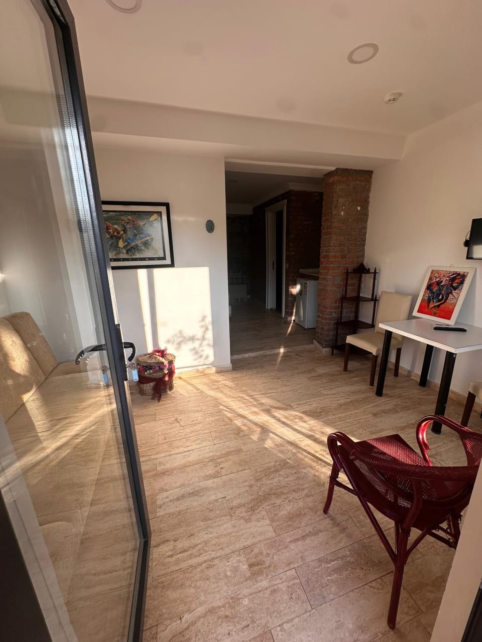 Facade/entrance, Living room