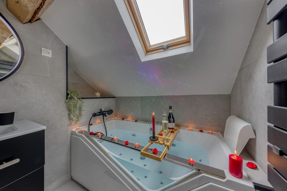 Hot Tub, Bathroom, Bath