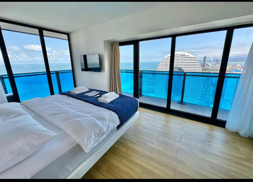Bed, Food and drinks, Photo of the whole room, Bedroom, Food, Breakfast, Continental breakfast