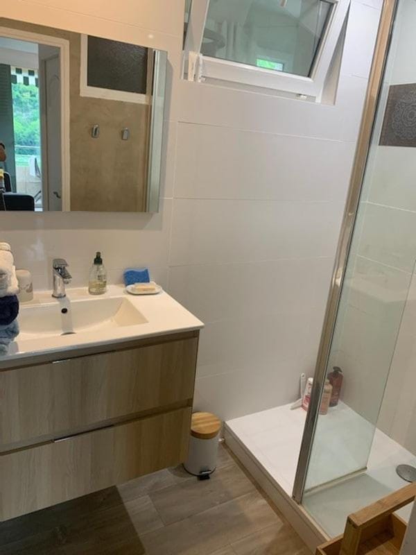 Appartement refait à neuf avec vue magnifique sur la citadelle et la vieille ville Apartment in Besançon