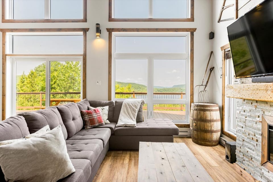 Spa - Terrasses & River - Hauteur du Saint-Maurice Chalet in Shawinigan