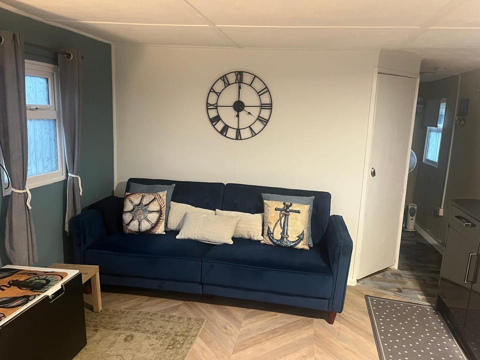 The Snug - All Seasons Chalet Breaks Chalet in Leysdown-on-Sea