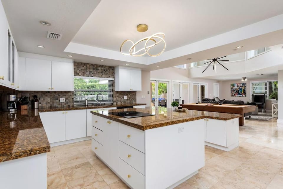 Villa Solvista Villa in Miami Shores
