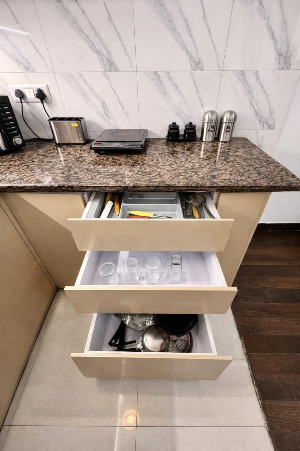 Coffee/tea facilities, Kitchen or kitchenette, toaster