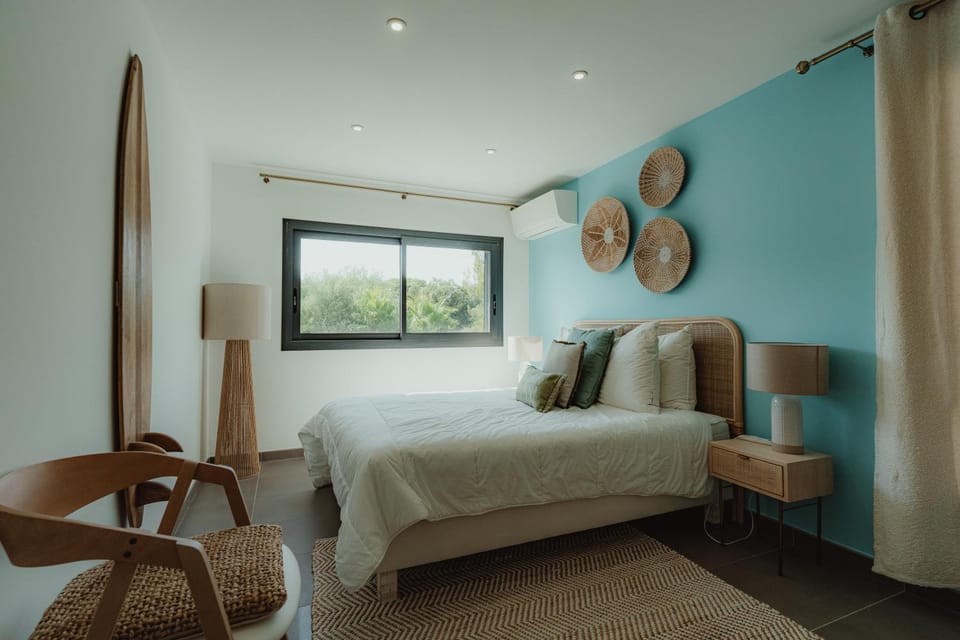 Living room, Bedroom