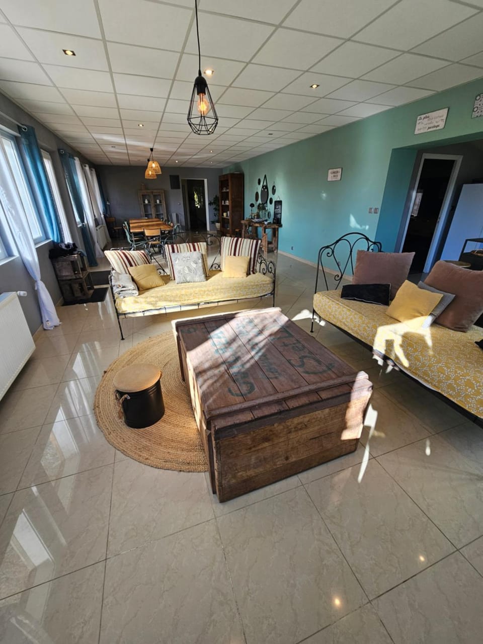 Communal lounge/ TV room, View (from property/room), Living room, Lobby or reception, Garden view