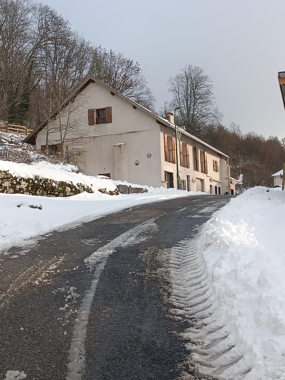 Gite la Fora Bed and Breakfast in Auvergne-Rhône-Alpes