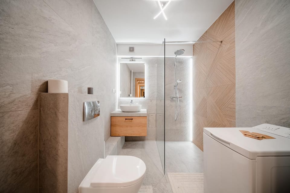 Shower, Toilet, Bathroom, washing machine