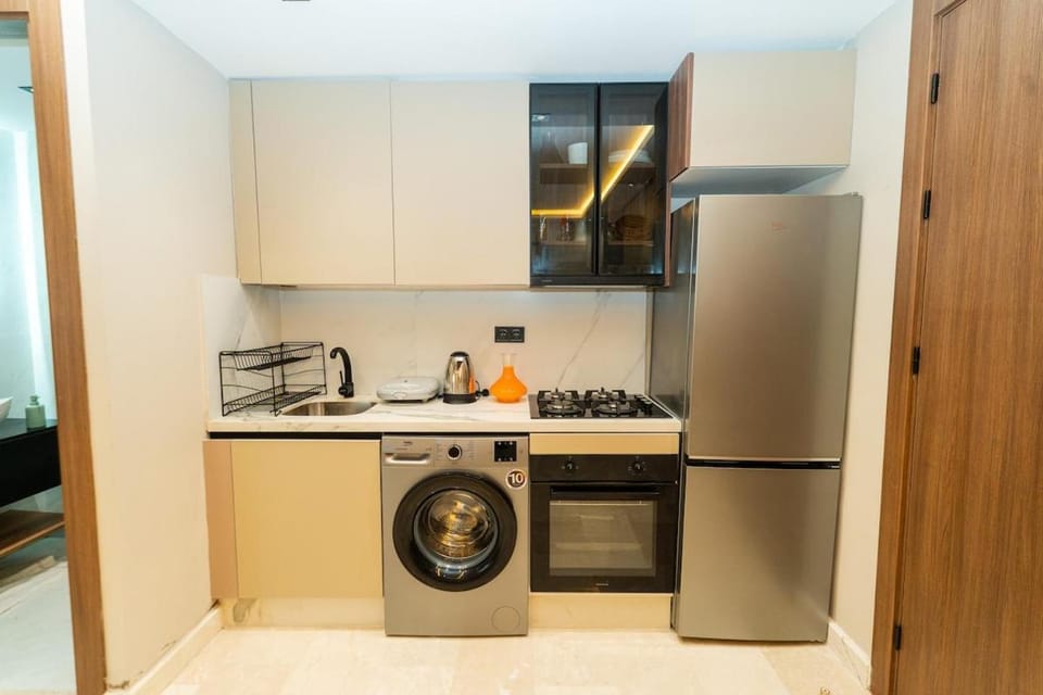 Elegant Studio at 2 Mars Modern, Quiet Convenient Apartment in Casablanca