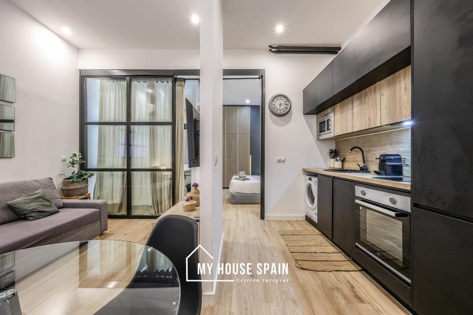 MyHouseSpain - Acogedor apartamento cerca de Atocha II Apartment in Madrid
