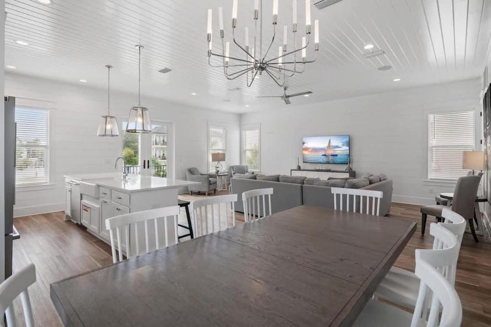 Modern Family 7BR w Private Pool and Patio House in Miramar Beach