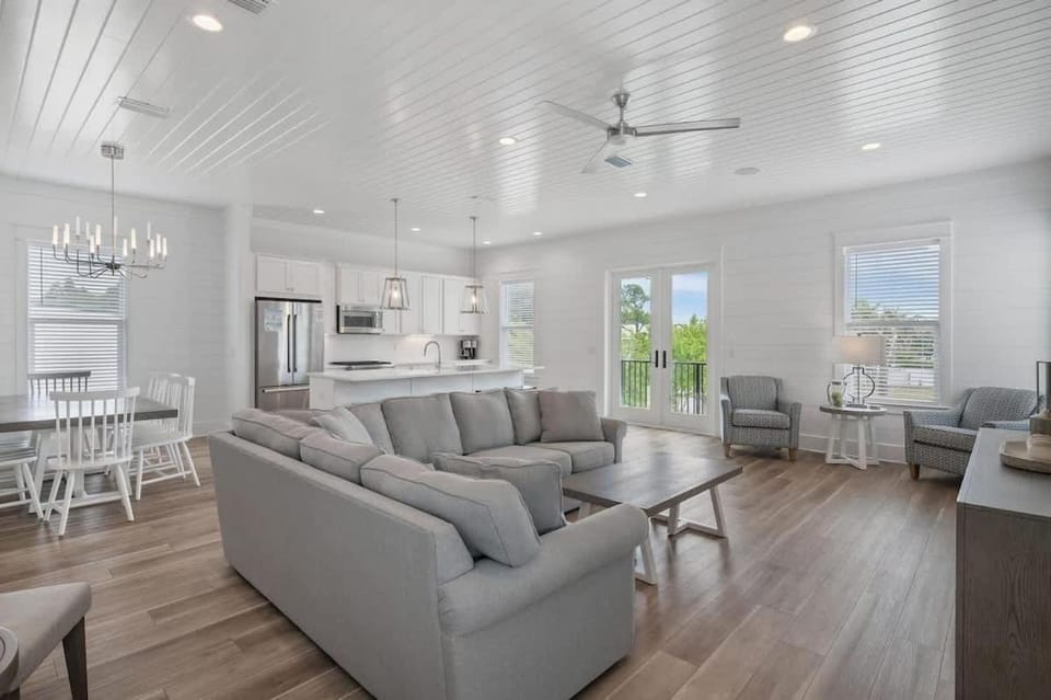 Modern Family 7BR w Private Pool and Patio House in Miramar Beach