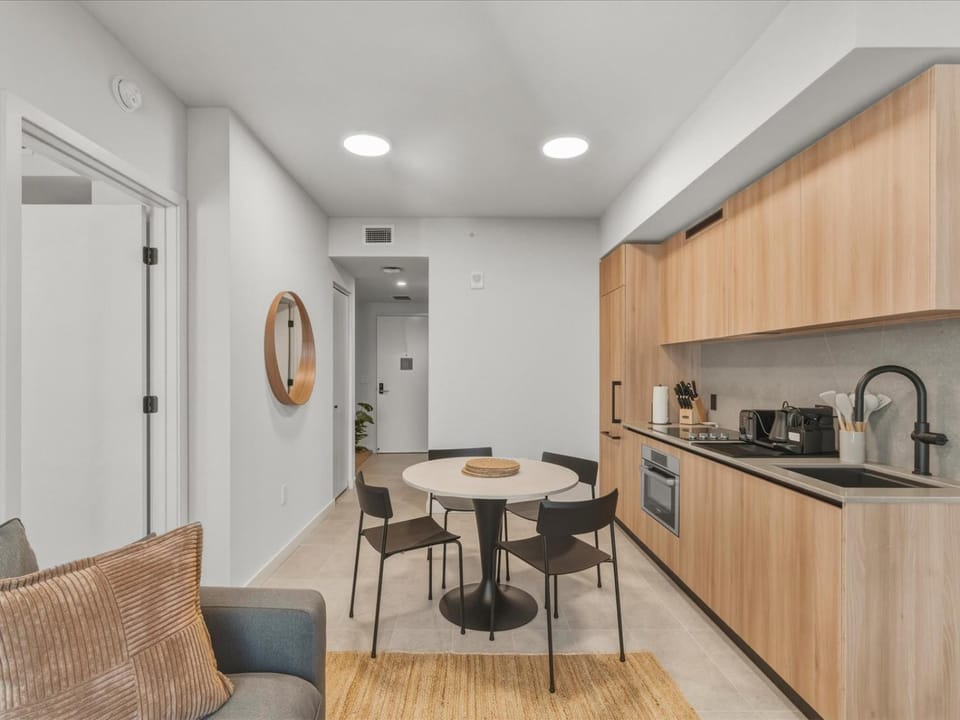 Living room, Seating area, Dining area, kitchen