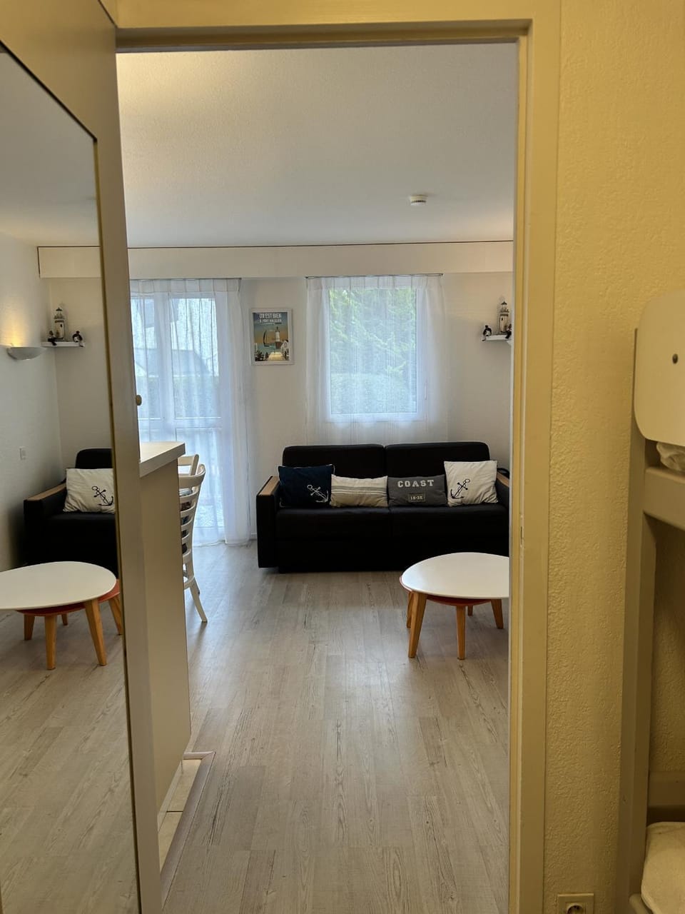 Communal lounge/ TV room, Living room