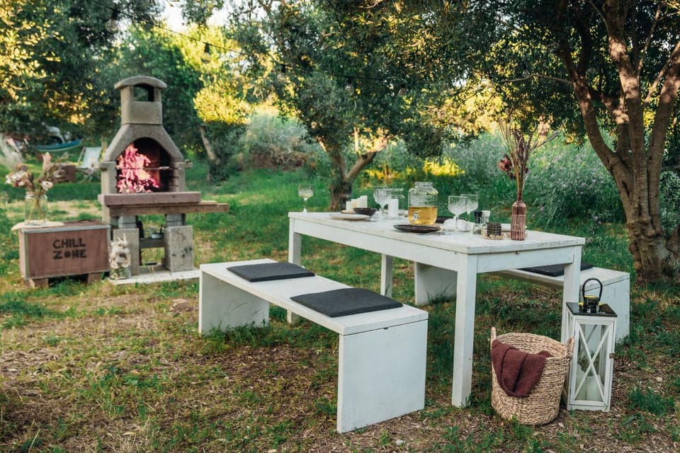 Natural landscape, BBQ facilities, Garden