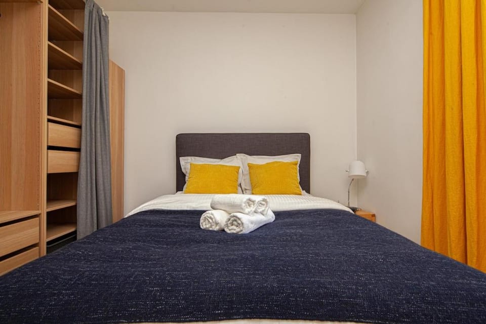 Appartement familial proche de la Tour Eiffel Apartment in Paris