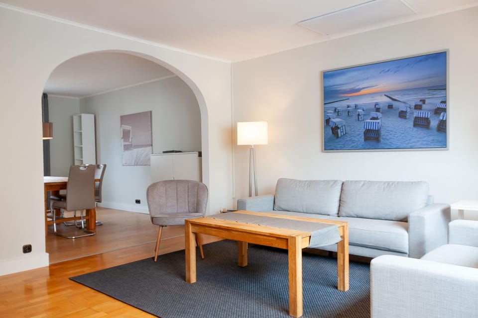 Living room, Food
